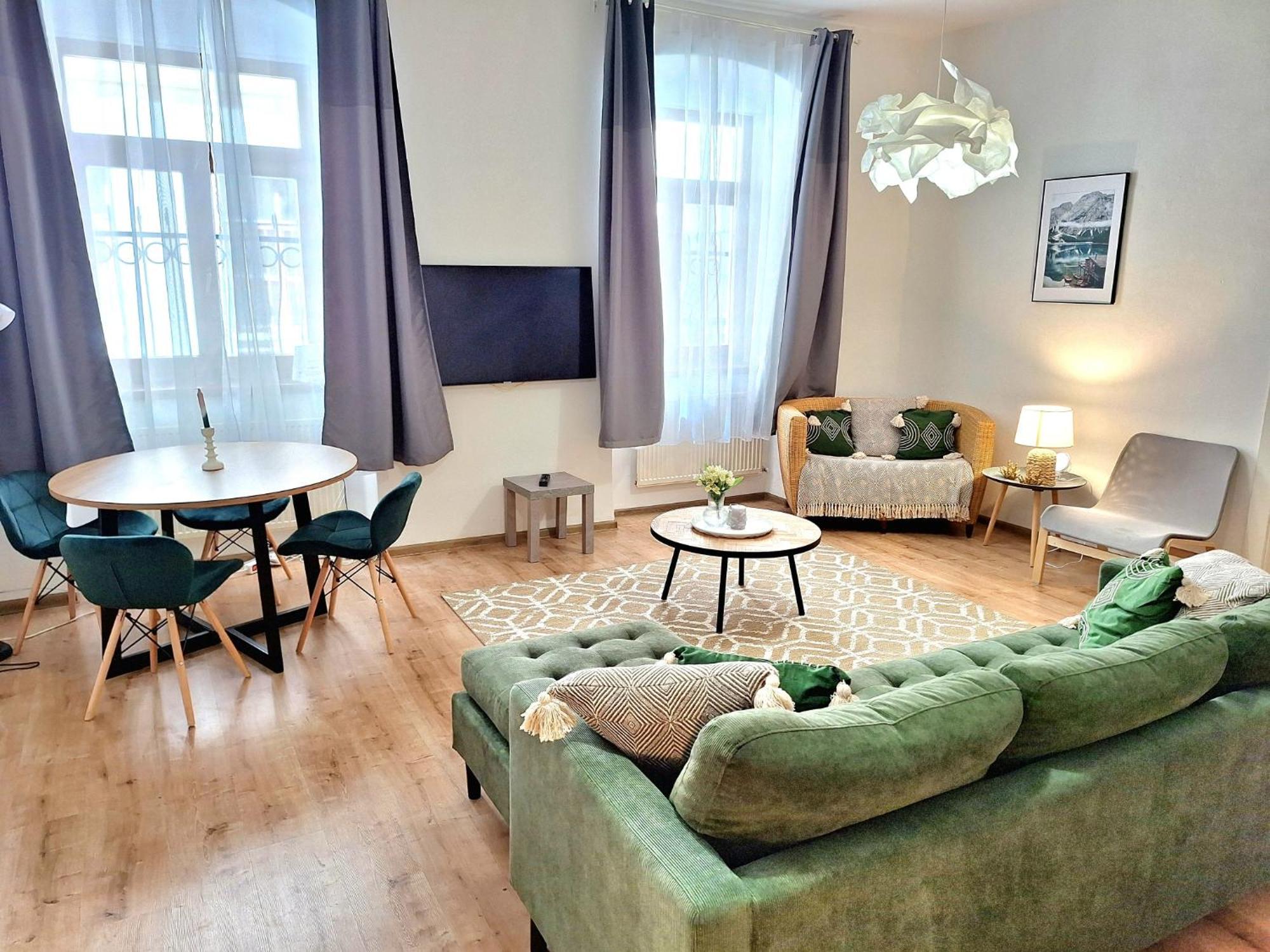 Apartment Emma - Old Town Bratislava Exterior foto